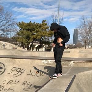 Meet your Posher, Adam